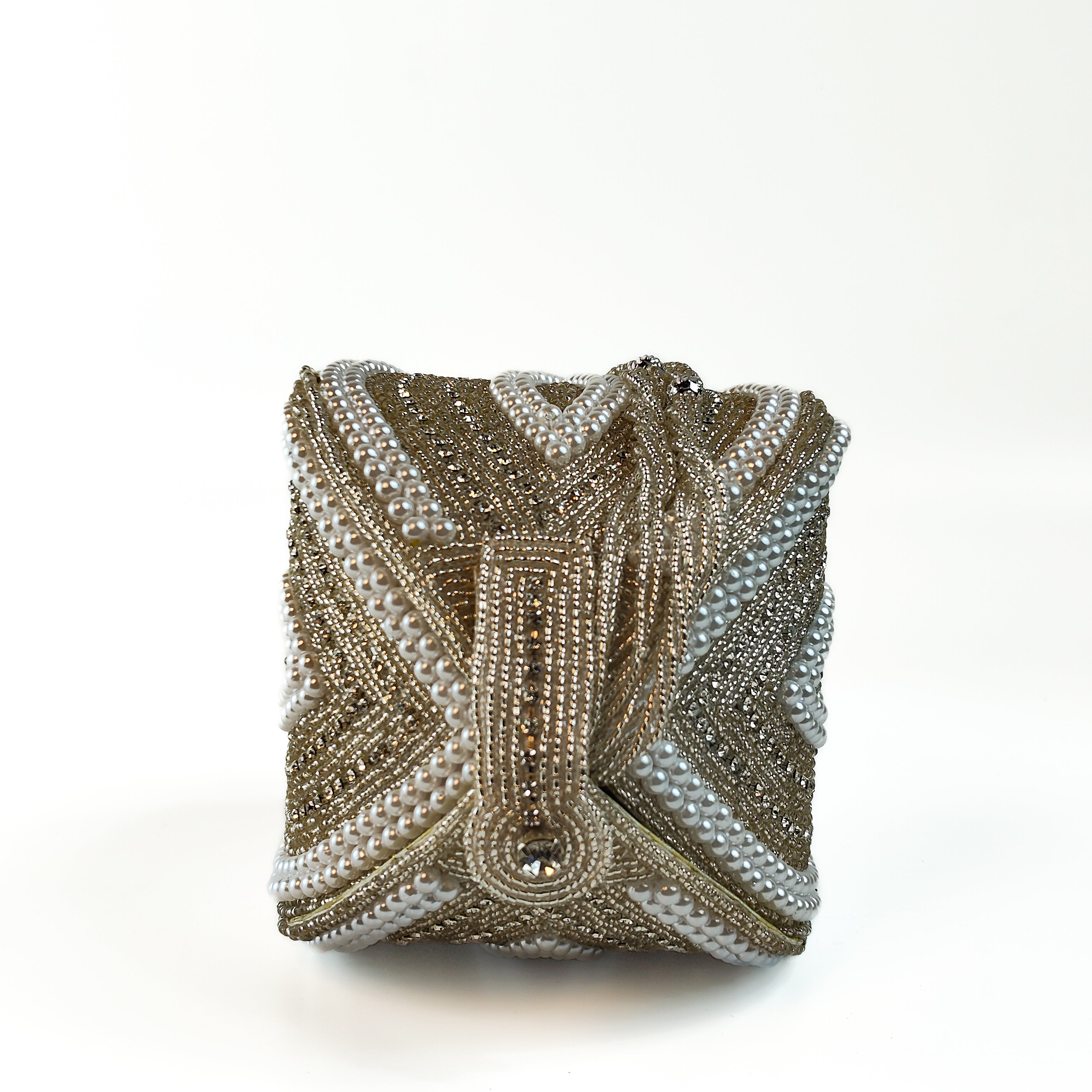 The Maharani Pearl Premium Clutch