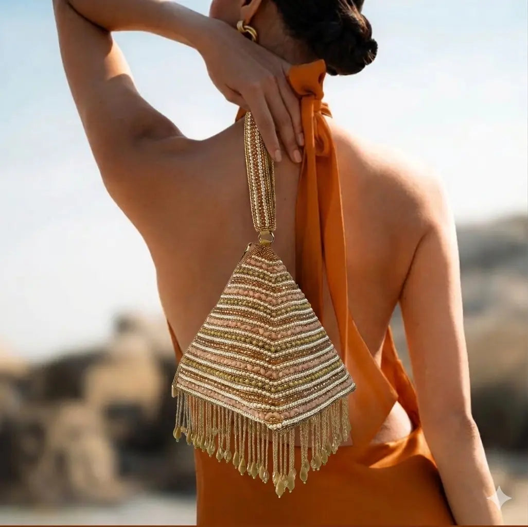 The Pearl Story Premium Clutch