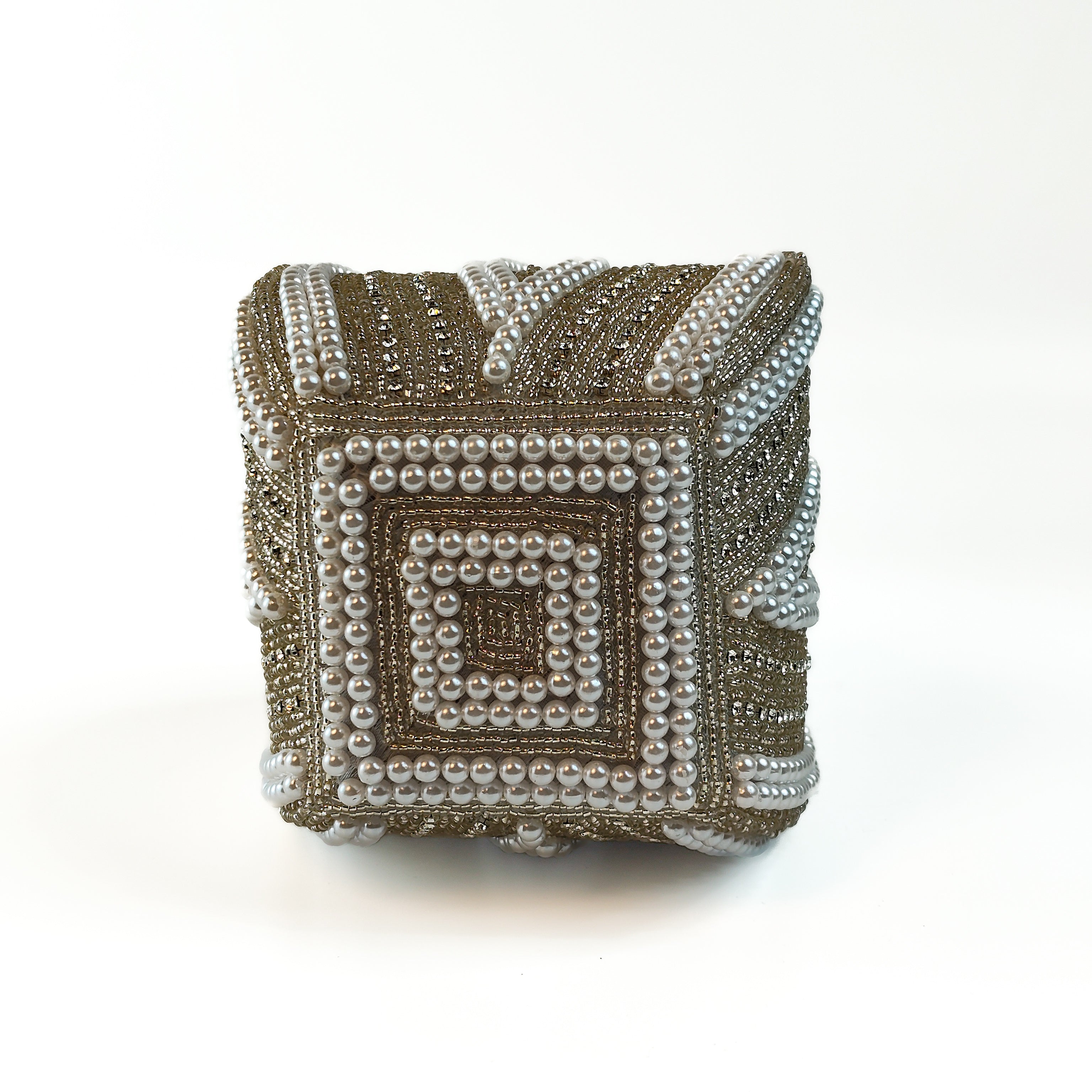 The Maharani Pearl Premium Clutch