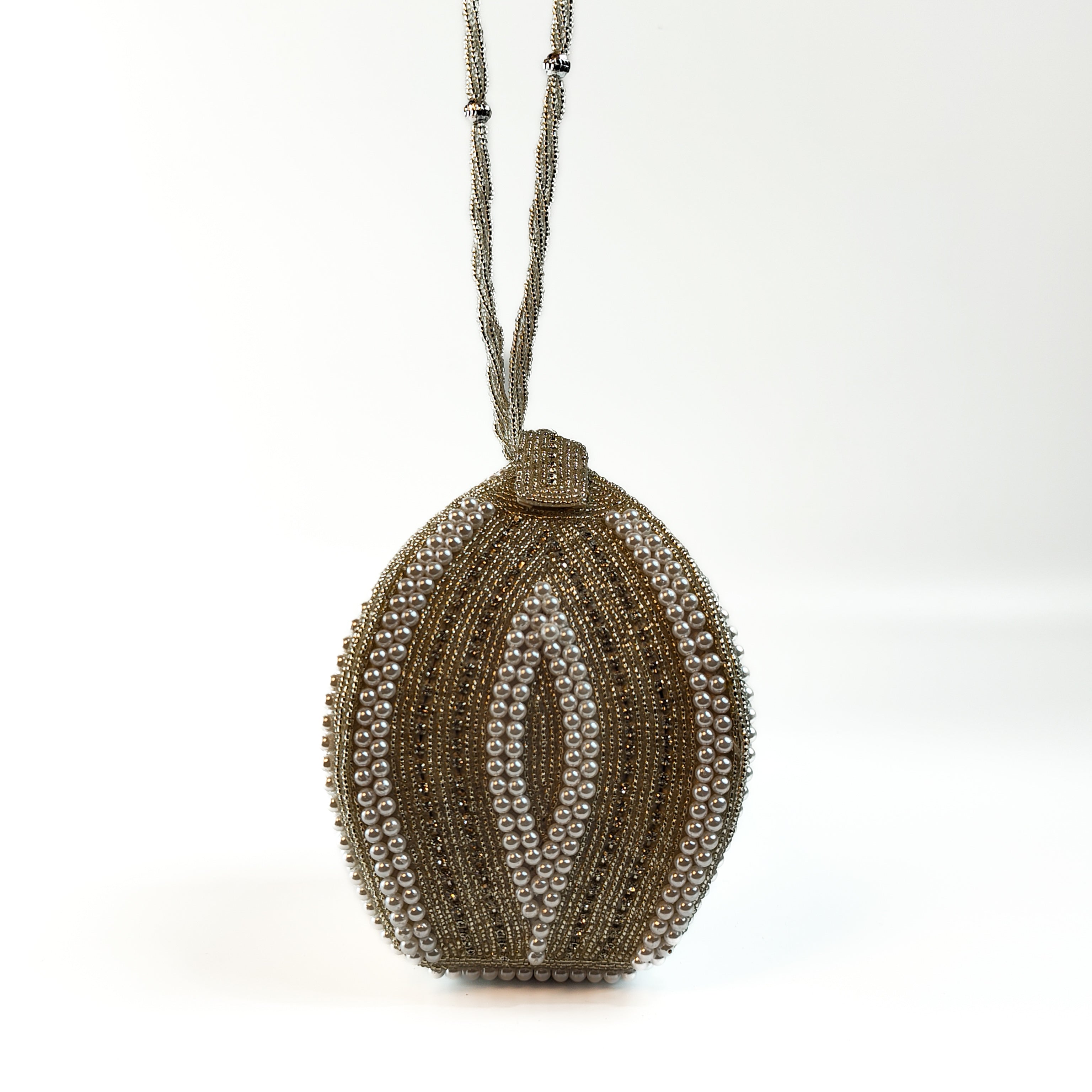 The Maharani Pearl Premium Clutch