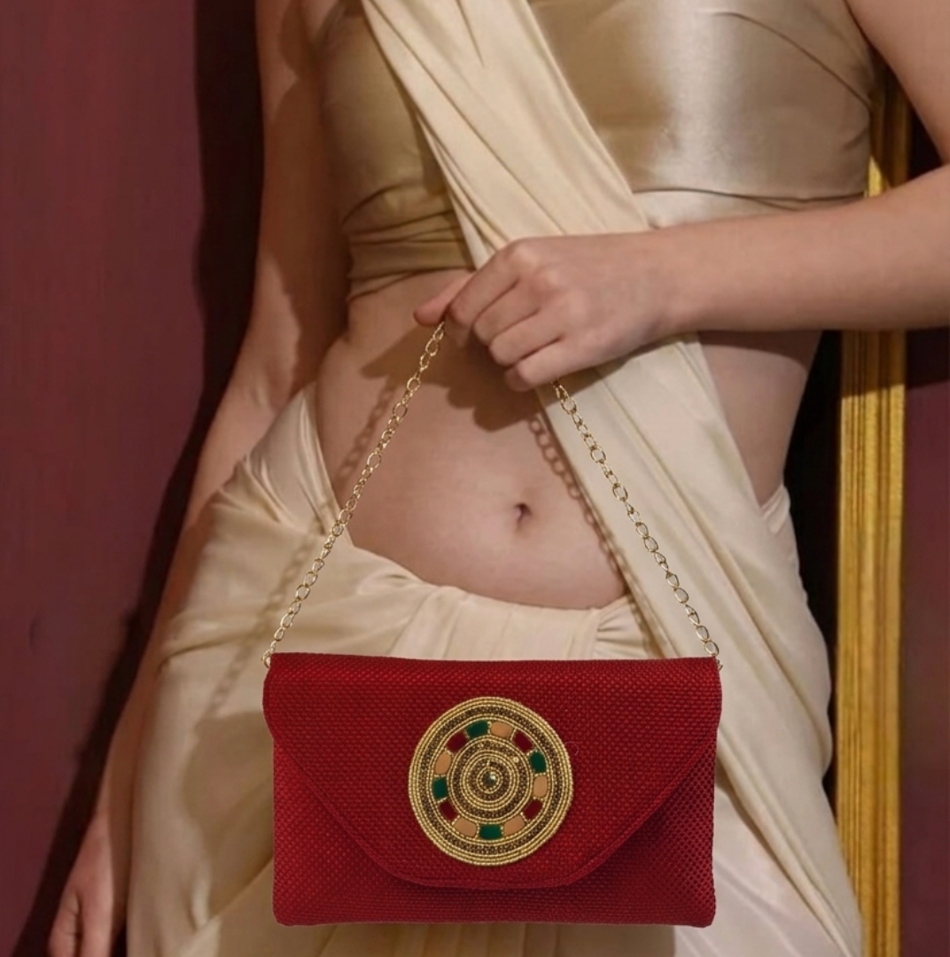 Laal Noor Envelope Clutch