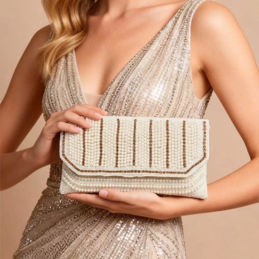 The Pearl Halo Soft Clutch